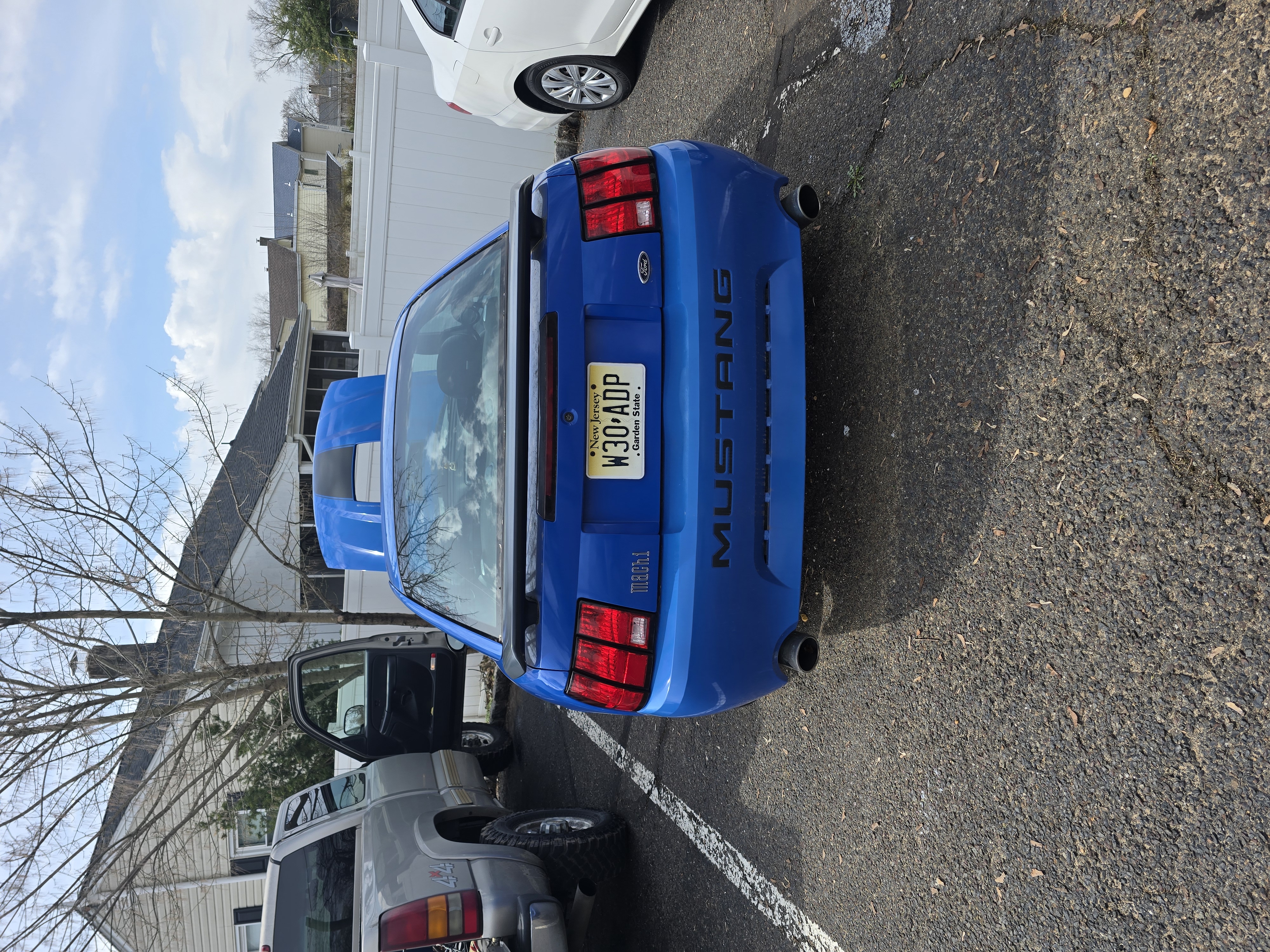 Used 2004 Ford Mustang Mach 1 RWD image 12