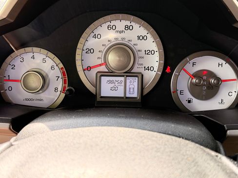 Used 2011 Honda Pilot EX-L image 17