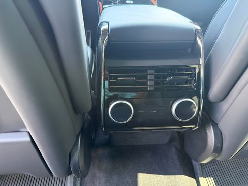 Used 2025 Land Rover Range Rover Sport Dynamic SE AWD/4WD image 19