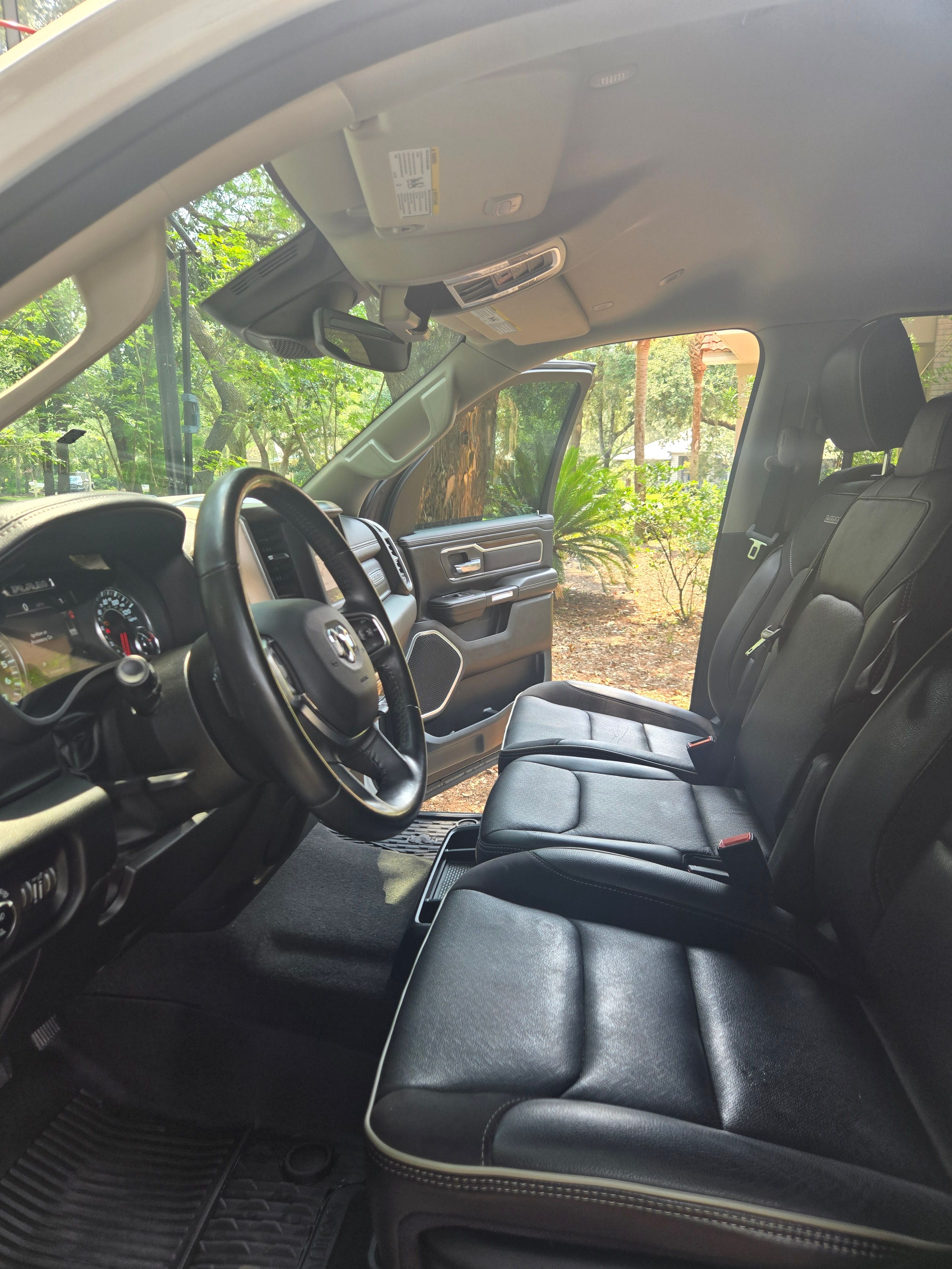 Used 2022 RAM 1500 Laramie RWD image 16