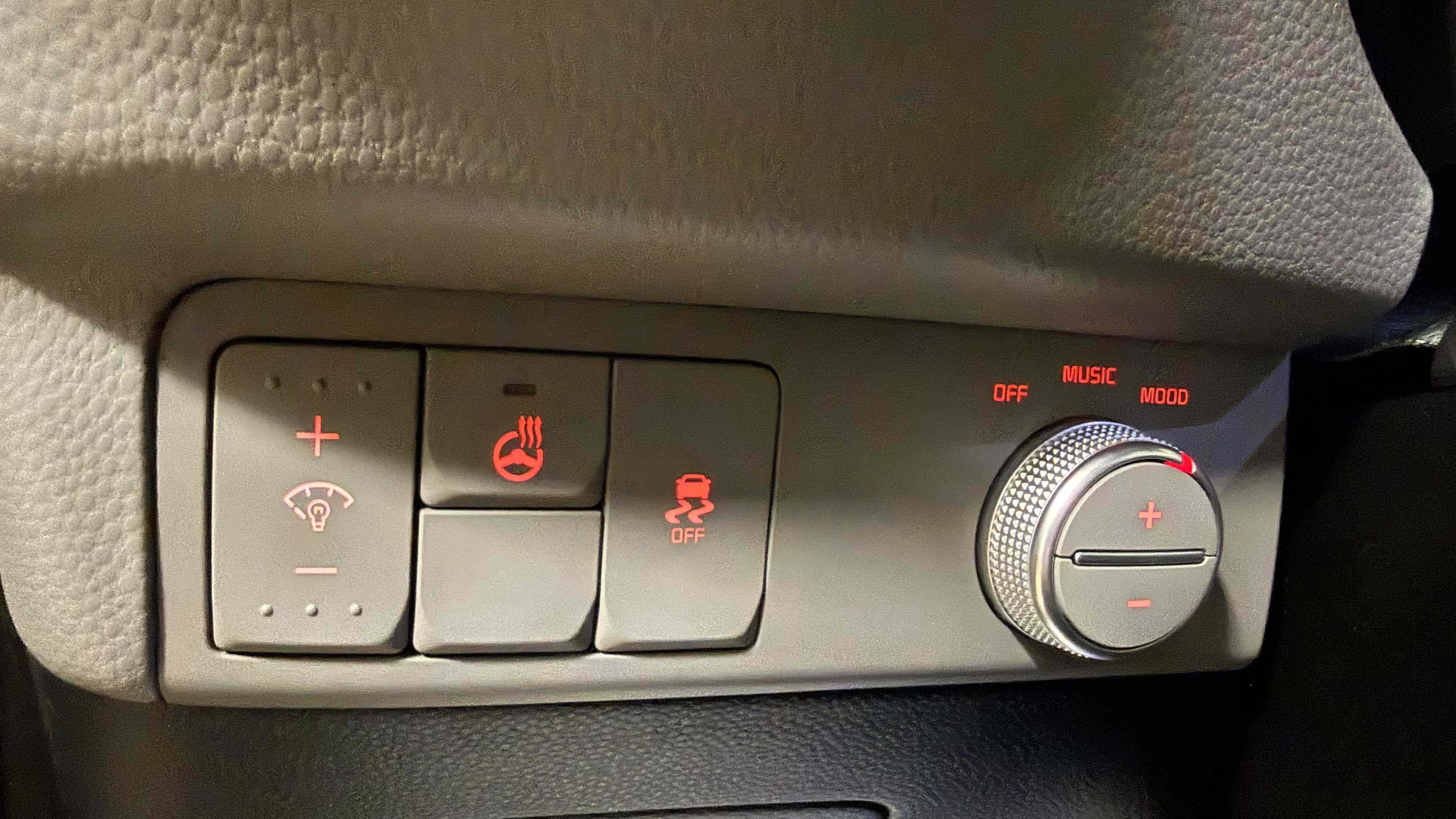 Used 2016 Kia Soul + w/ Primo Package FWD image 22