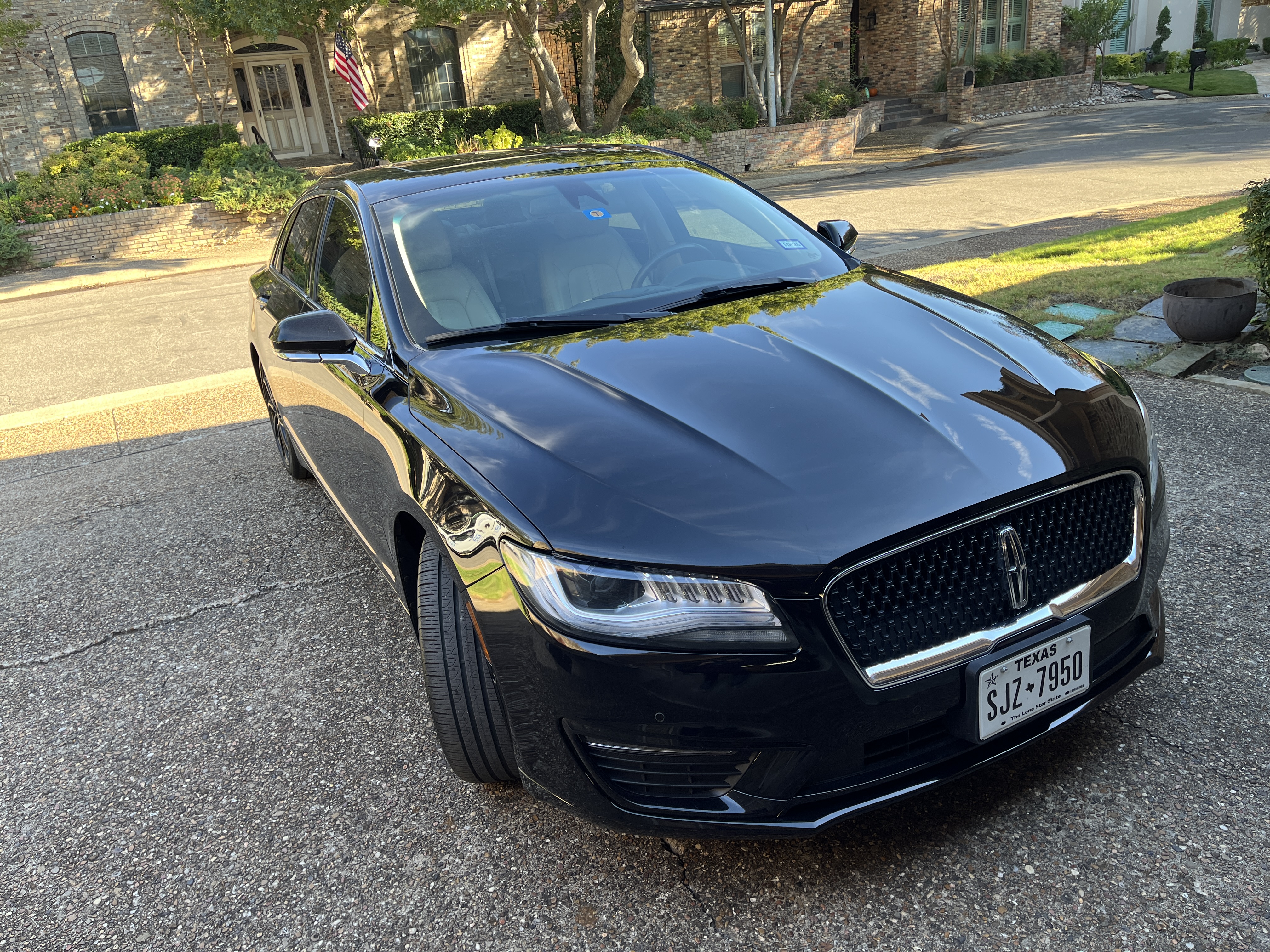 Used 2020 Lincoln MKZ Reserve w/ Monochromatic Package FWD image 6