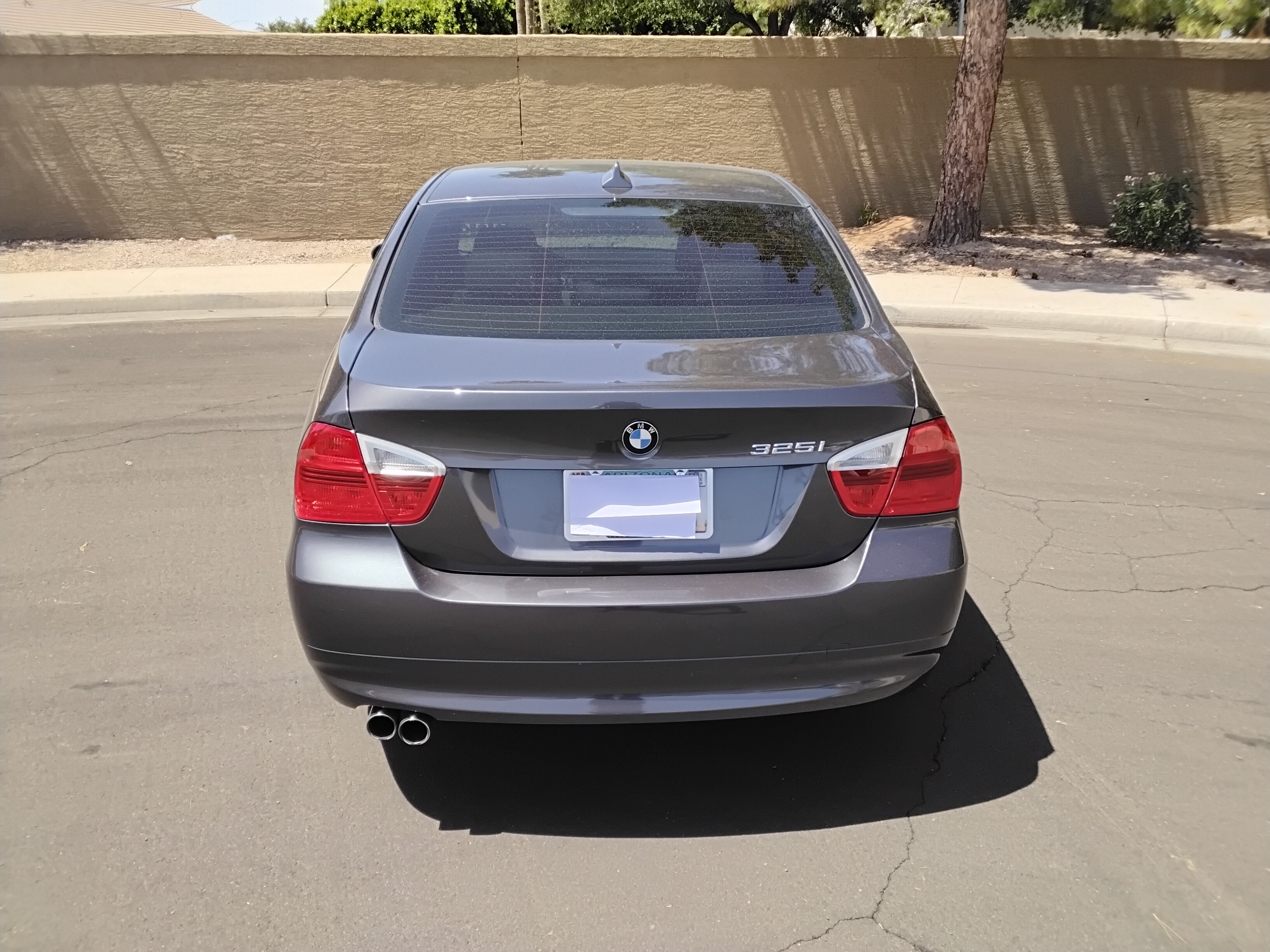Used 2006 BMW 325i Sedan RWD image 13