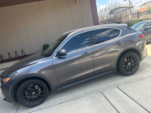 Used 2019 Alfa Romeo Stelvio Ti image 10