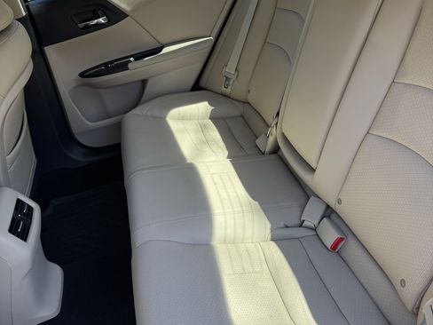 Used 2014 Honda Accord EX-L image 10