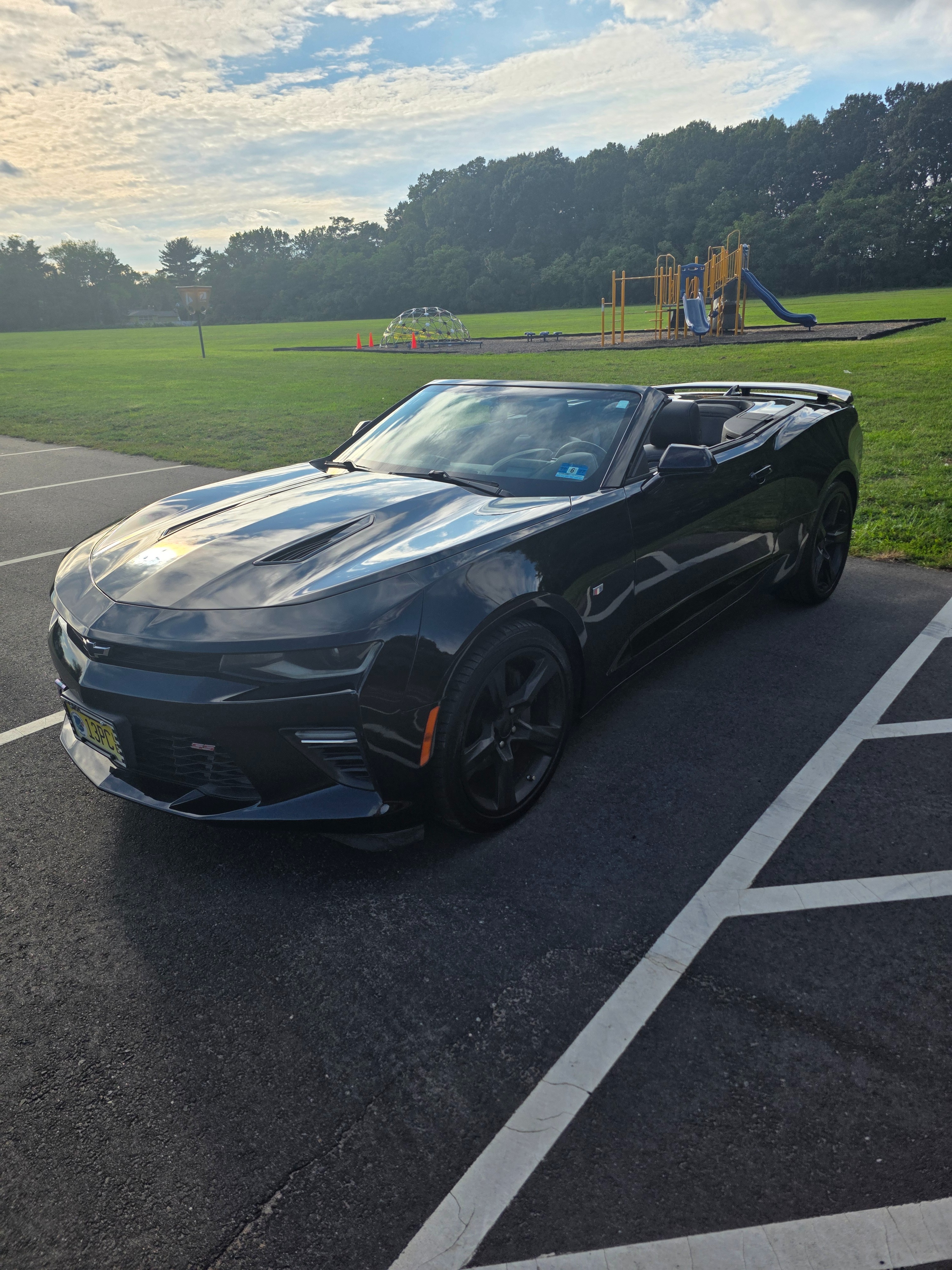 Used 2016 Chevrolet Camaro SS RWD image 15
