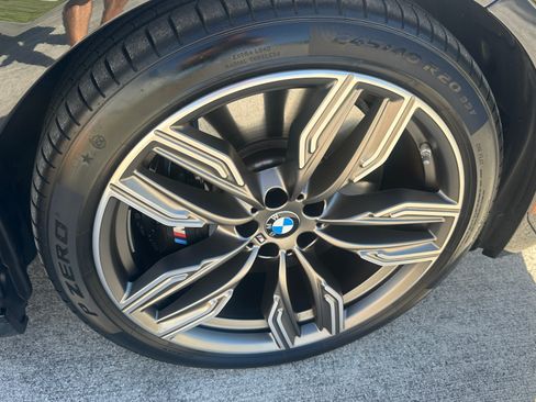 Used 2022 BMW M760i xDrive w/ Luxury Rear Seating Package image 20