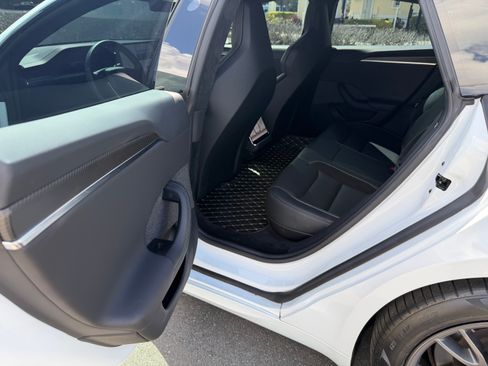 Used 2024 Tesla Model S Plaid image 20