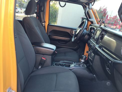 Used 2021 Jeep Wrangler Unlimited Sport image 18