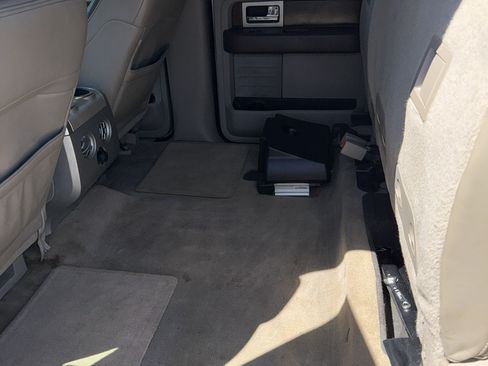 Used 2010 Ford F150 Platinum image 12