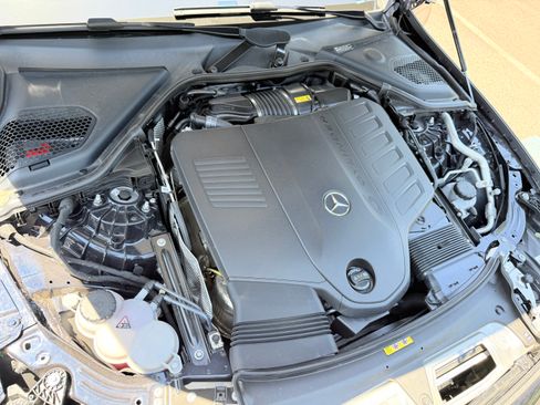 Used 2025 Mercedes-Benz E 450 4MATIC Sedan image 27