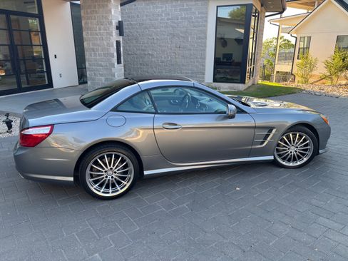 Used 2013 Mercedes-Benz SL 550 image 9