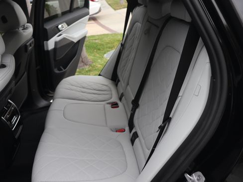 Used 2023 BMW X5 xDrive45e w/ Parking Assistance Package AWD/4WD image 20