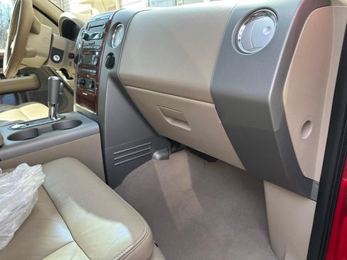 Used 2007 Ford F150 Lariat image 5