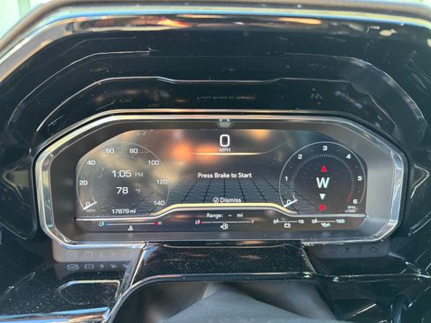 Used 2023 GMC Sierra 1500 SLT w/ SLT Premium Package image 10