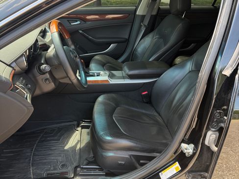 Used 2010 Cadillac CTS Performance w/ Performance Luxury Package RWD image 4