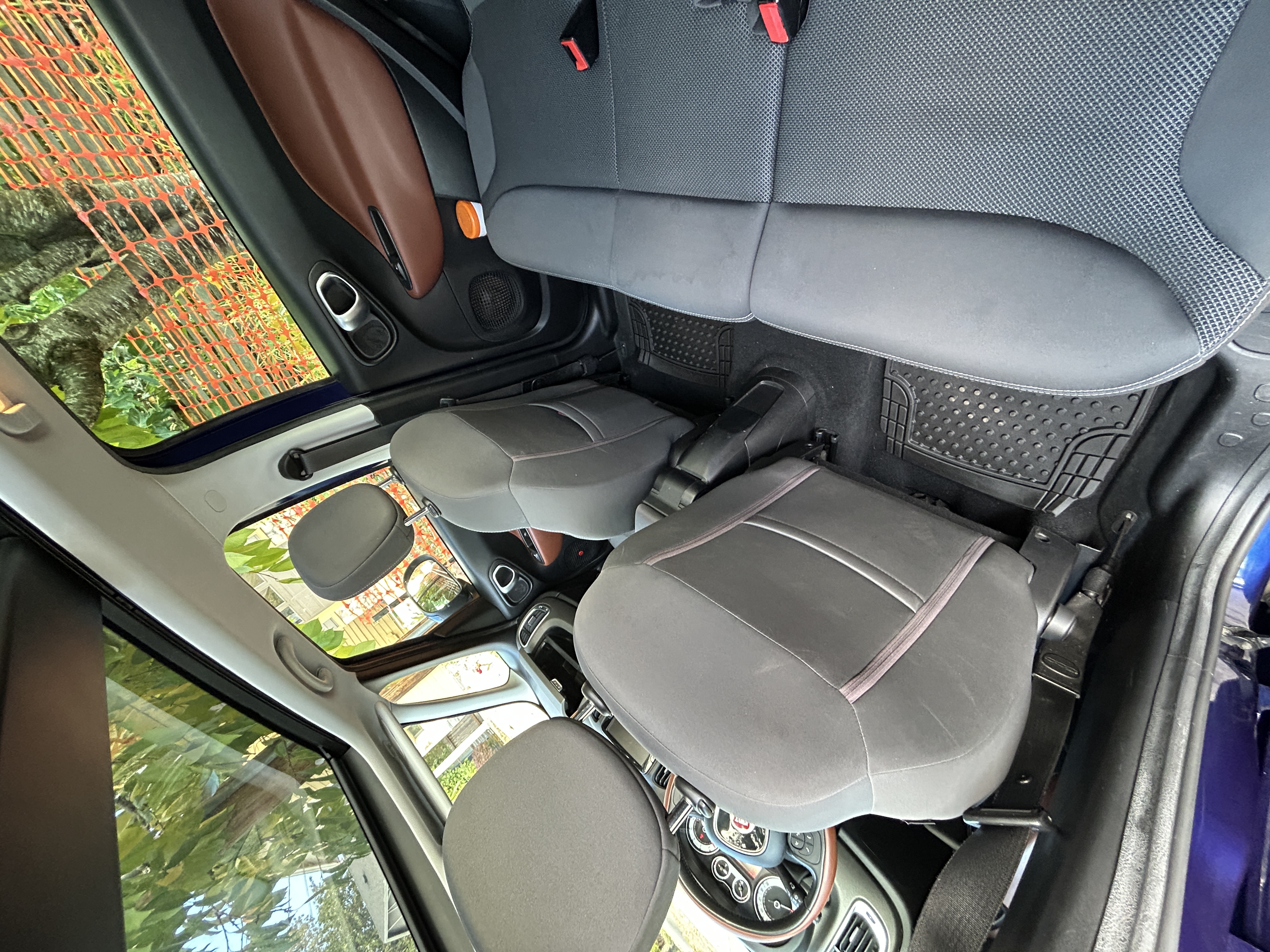Used 2015 FIAT 500L Trekking FWD image 12