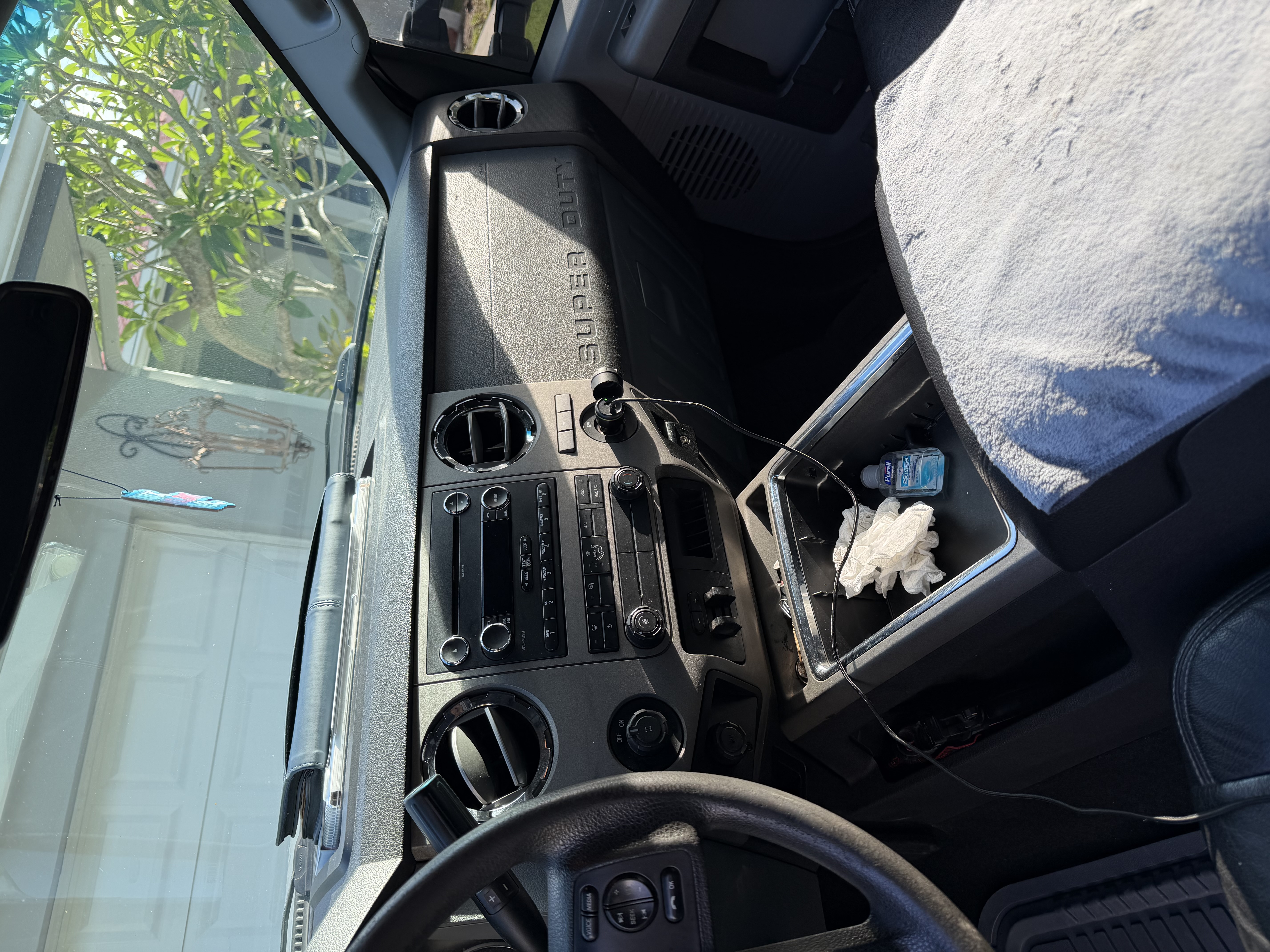 Used 2011 Ford F250 XLT w/ XLT Premium Pkg RWD image 6