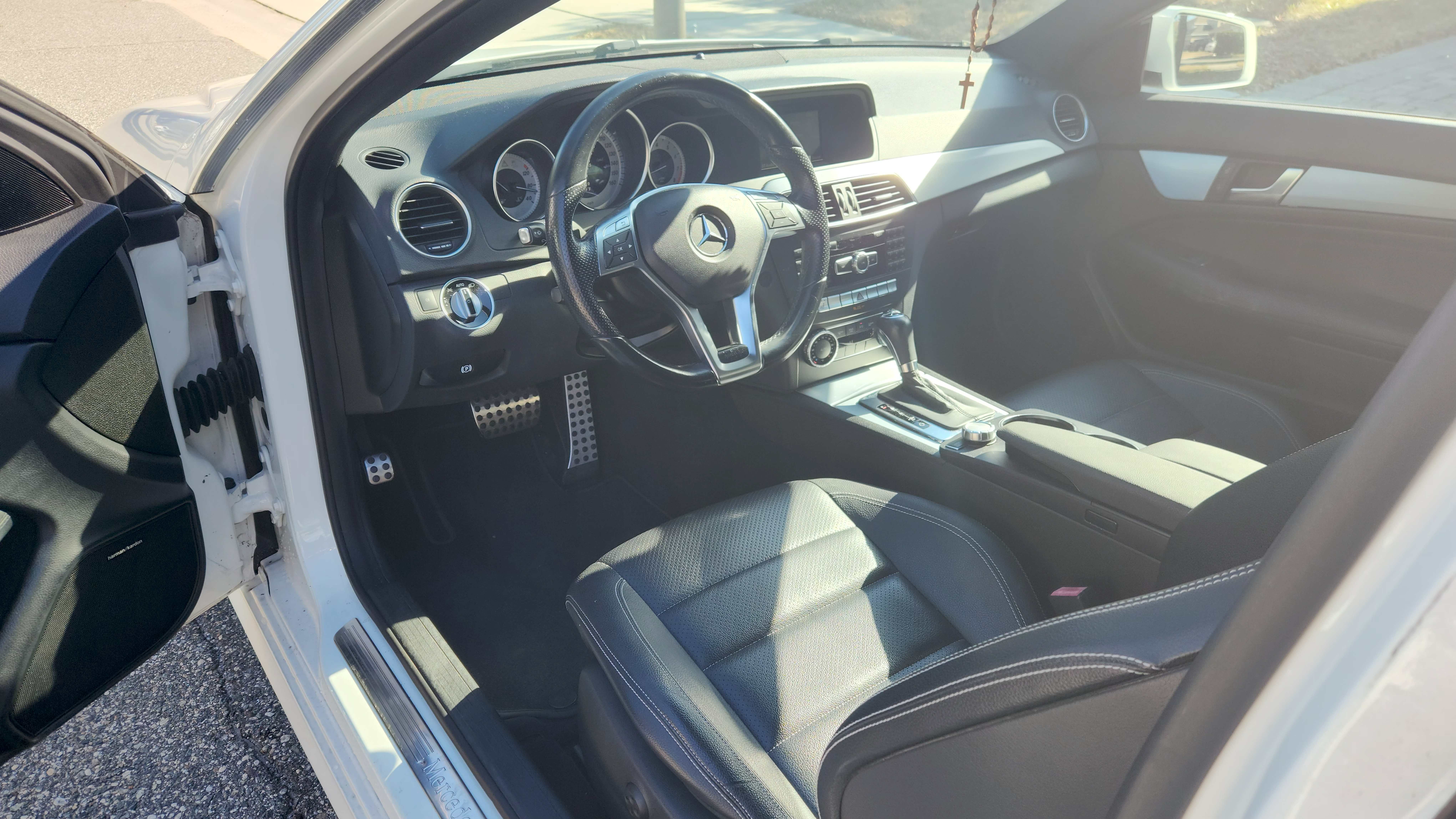 Used 2014 Mercedes-Benz C 250 Coupe image 1