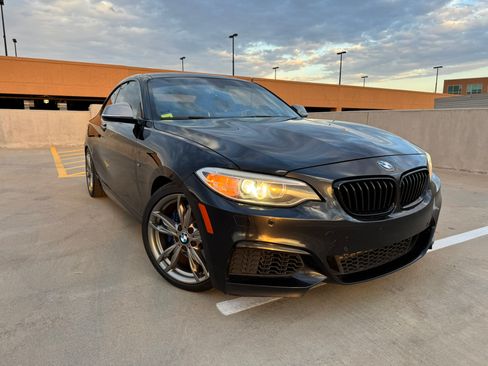 Used 2014 BMW M235i Coupe image 4