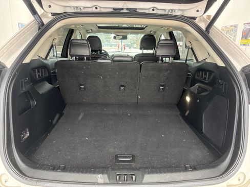 Used 2019 Ford Edge Titanium w/ Equipment Group 301A image 12