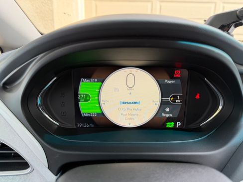 Used 2019 Chevrolet Bolt LT image 2