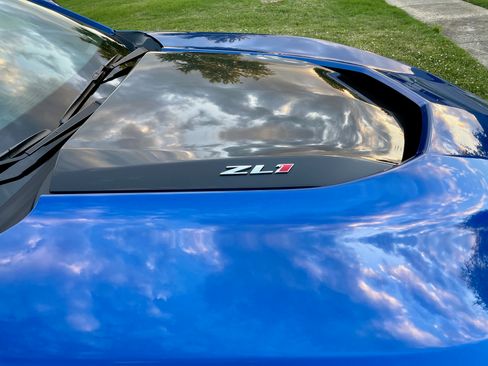 Used 2018 Chevrolet Camaro ZL1 image 10