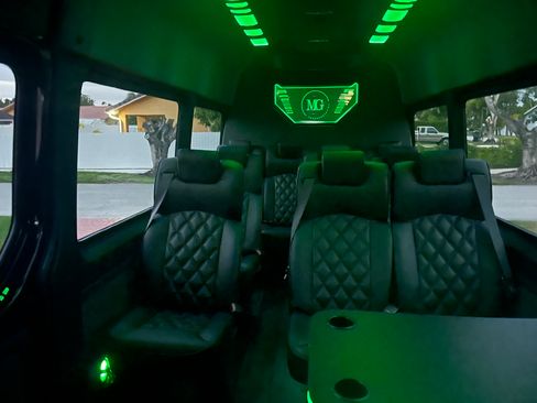 Used 2022 Mercedes-Benz Sprinter 3500 image 29