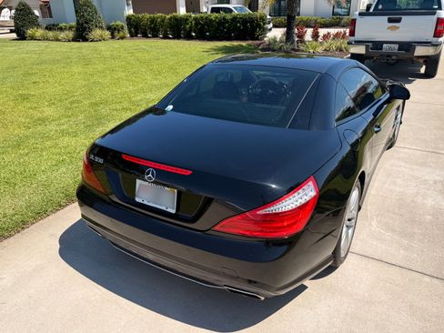 Used 2013 Mercedes-Benz SL 550 image 27