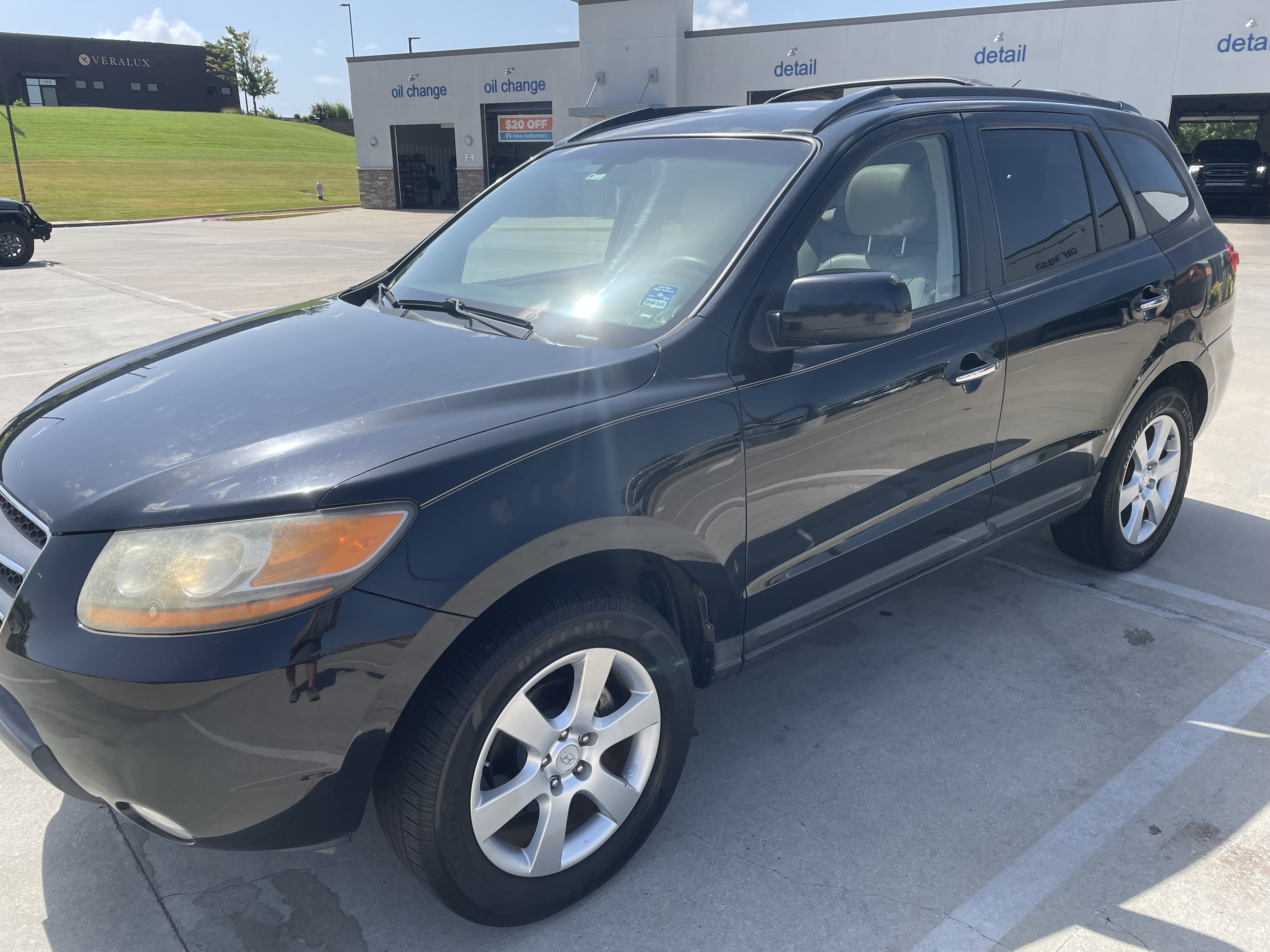 Used 2009 Hyundai Santa Fe Limited FWD image 1