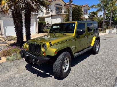 Used 2007 Jeep Wrangler Unlimited Sahara w/ Dual Top Group