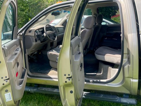 Used 2003 Dodge Ram 3500 Truck SLT AWD/4WD image 11