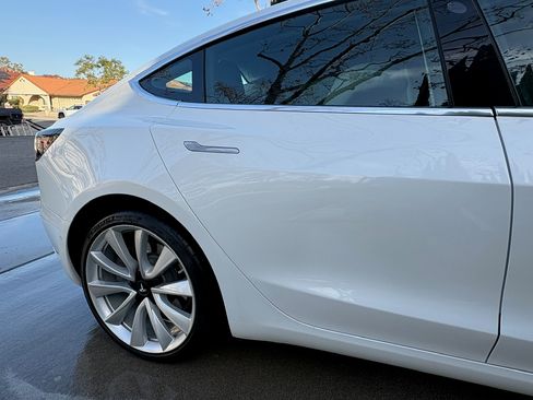 Used 2019 Tesla Model 3 Standard Range Plus image 10