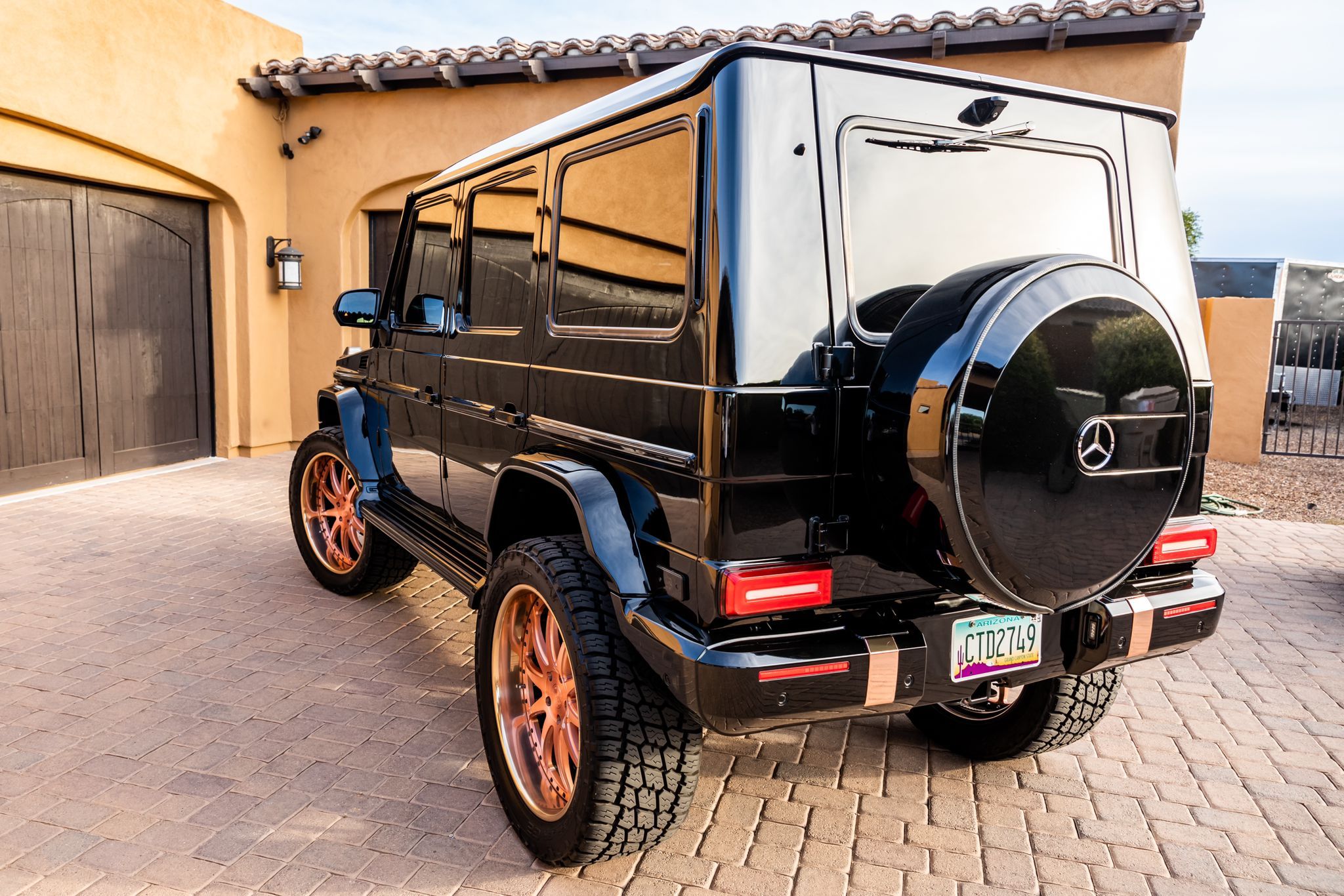 Used 2015 Mercedes-Benz G 550 image 4