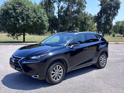 Used 2017 Lexus NX 200t FWD w/ Accessory Package image 5