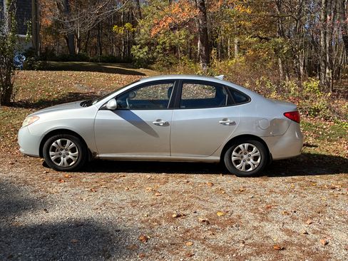 Used 2009 Hyundai Elantra GLS w/ Popular Equipment Pkg 2 image 5