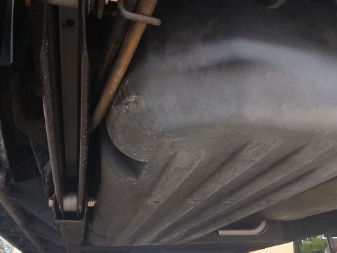 Used 2005 HUMMER H2 SUT w/ Preferred Equipment Group image 27