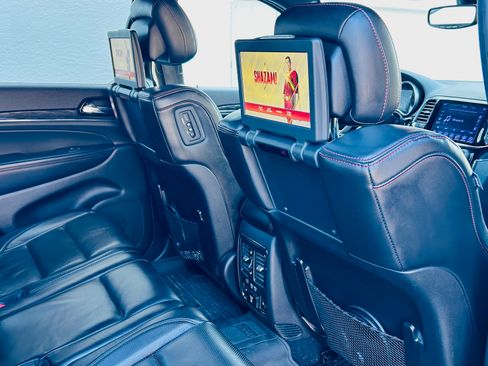 Used 2020 Jeep Grand Cherokee Trailhawk w/ Trailhawk Luxury Group image 22