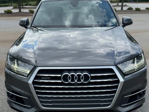 Used 2018 Audi Q7 3.0T Prestige image 1