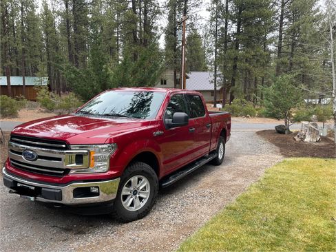 Used 2018 Ford F150 XLT w/ Max Trailer Tow Package image 4