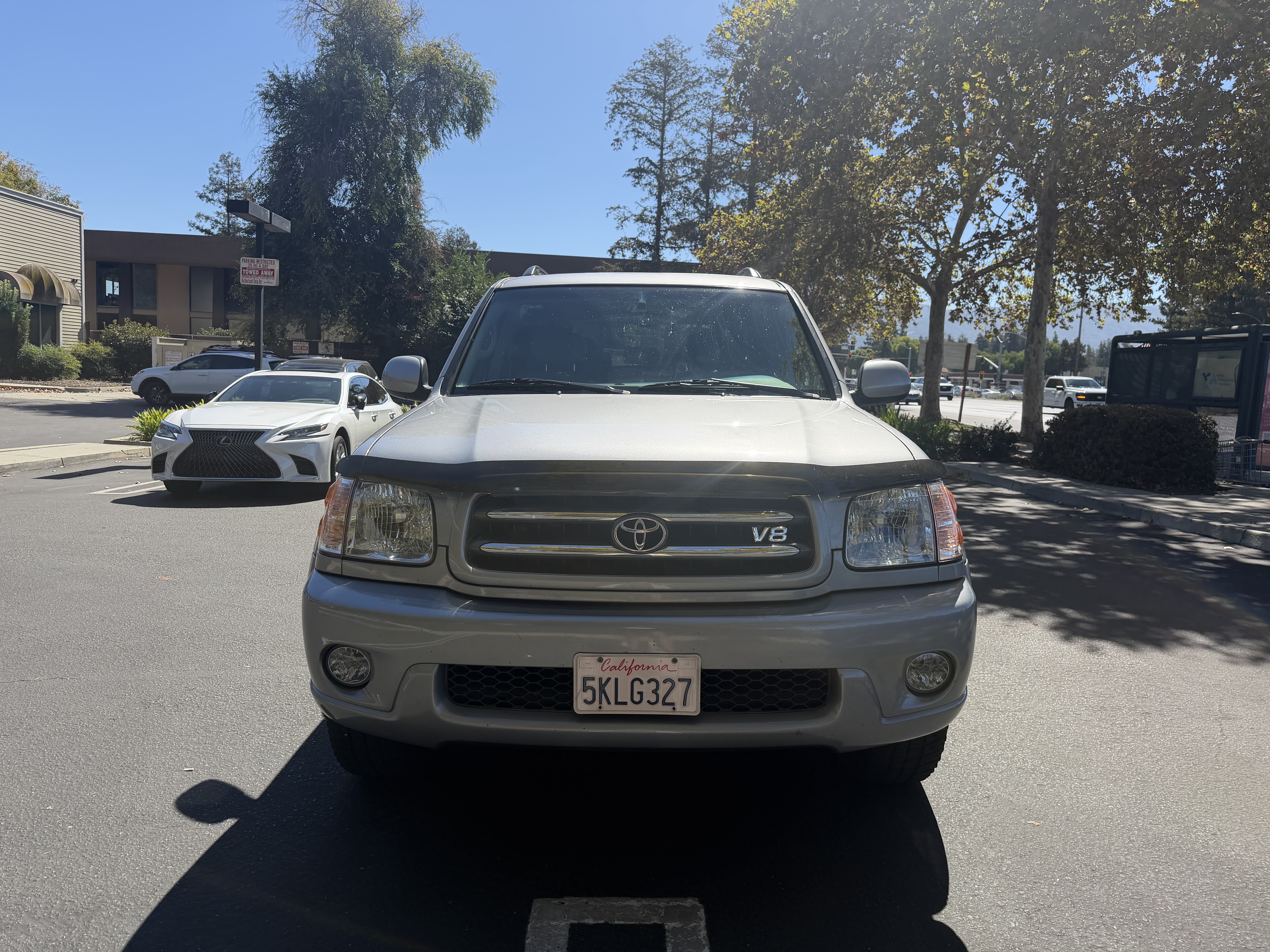 Used 2004 Toyota Sequoia Limited RWD image 2
