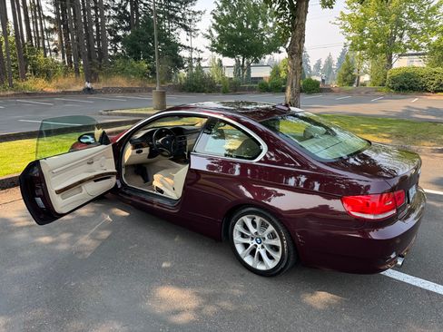 Used 2008 BMW 335xi Coupe AWD/4WD image 5