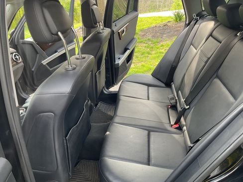 Used 2014 Mercedes-Benz GLK 250 BlueTEC 4MATIC image 11