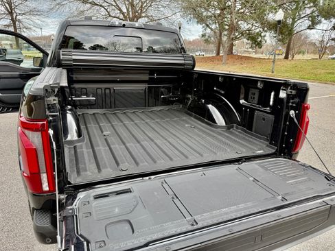 Used 2025 Ford F150 Raptor w/ Equipment Group 803A Raptor R image 6