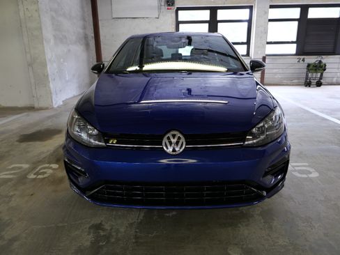 Used 2019 Volkswagen Golf R 4-Door AWD/4WD image 8