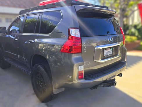 Used 2010 Lexus GX 460 Premium image 6