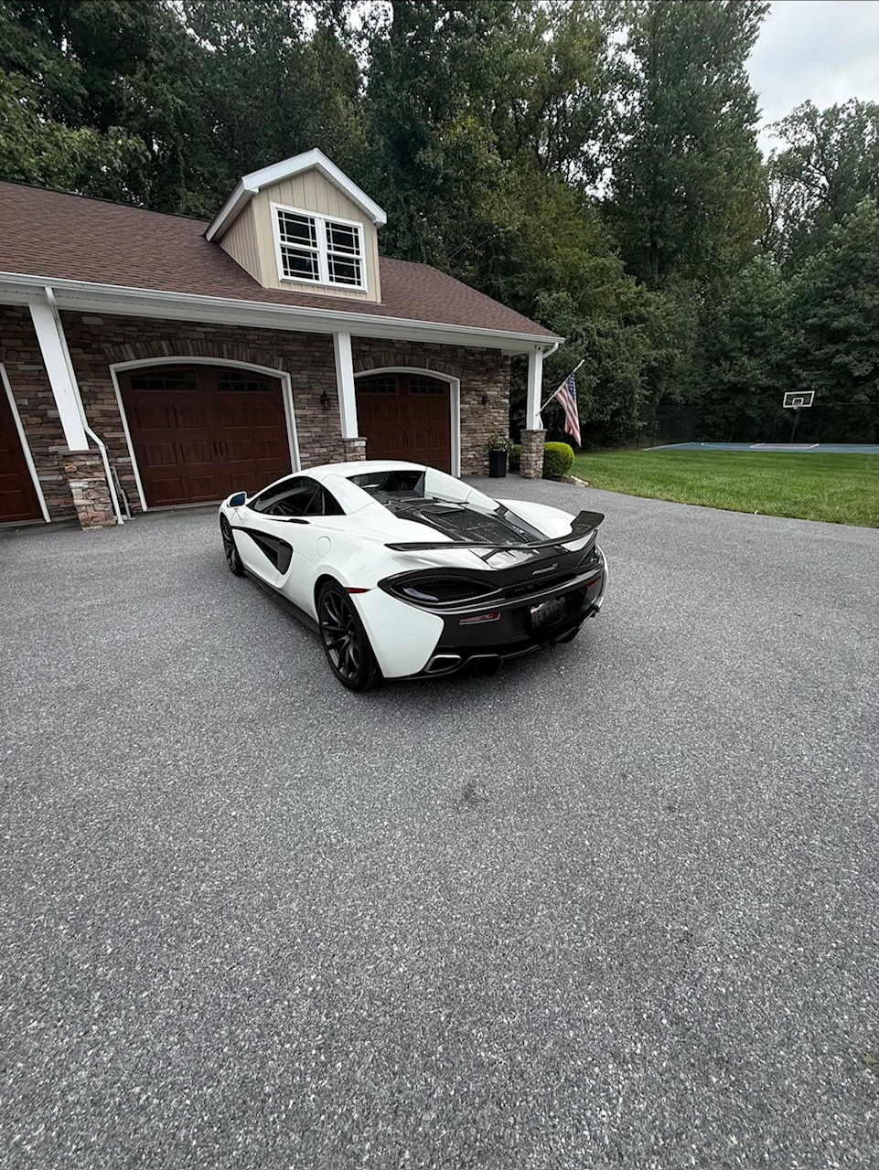 Used 2019 McLaren 570S Spider RWD image 10