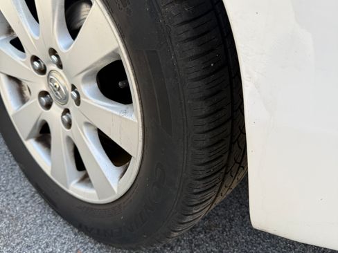 Used 2008 Toyota Camry XLE image 10