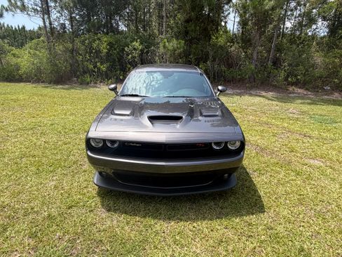 Used 2022 Dodge Challenger R/T Scat Pack w/ Plus Package RWD image 6