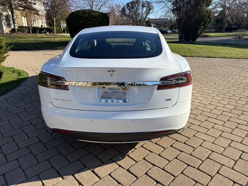 Used 2014 Tesla Model S image 8